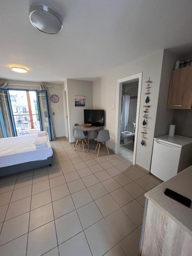 Hersonissos Centre Small Apartment Kültér fotó